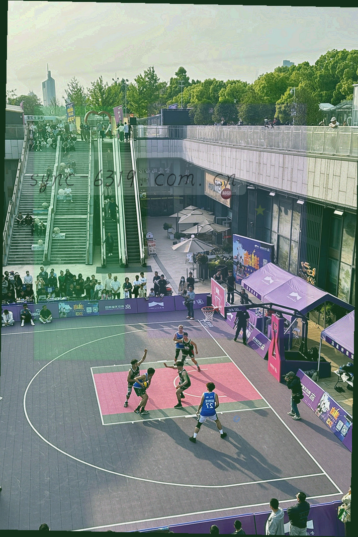 移动端界面局部示意，显示打开与注册入口卡片及其按钮热区范围